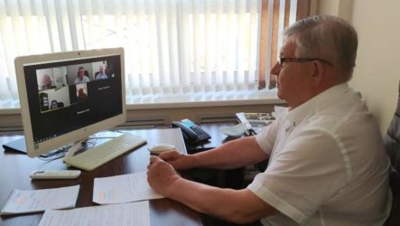 Соцопросы: высокое академическое качество и тесное взаимодействие с коллегами