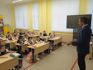 Представитель ИСИ РБ Айтуган Акманов выступил с лекцией в школе