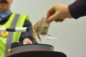 Газета «Республика Башкортостан». В Башкирии самыми коррупционными назвали коммунальную службу и ГИБДД. Комментирует Сергей Егорышев